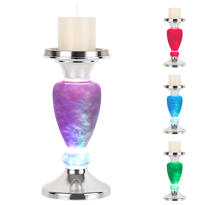 Zataženo noční světlo se svíčkou