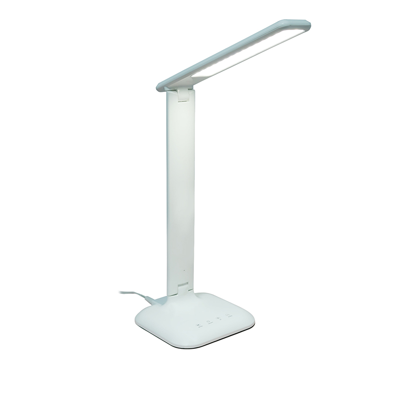 Jednoduše vedená stolní lampa